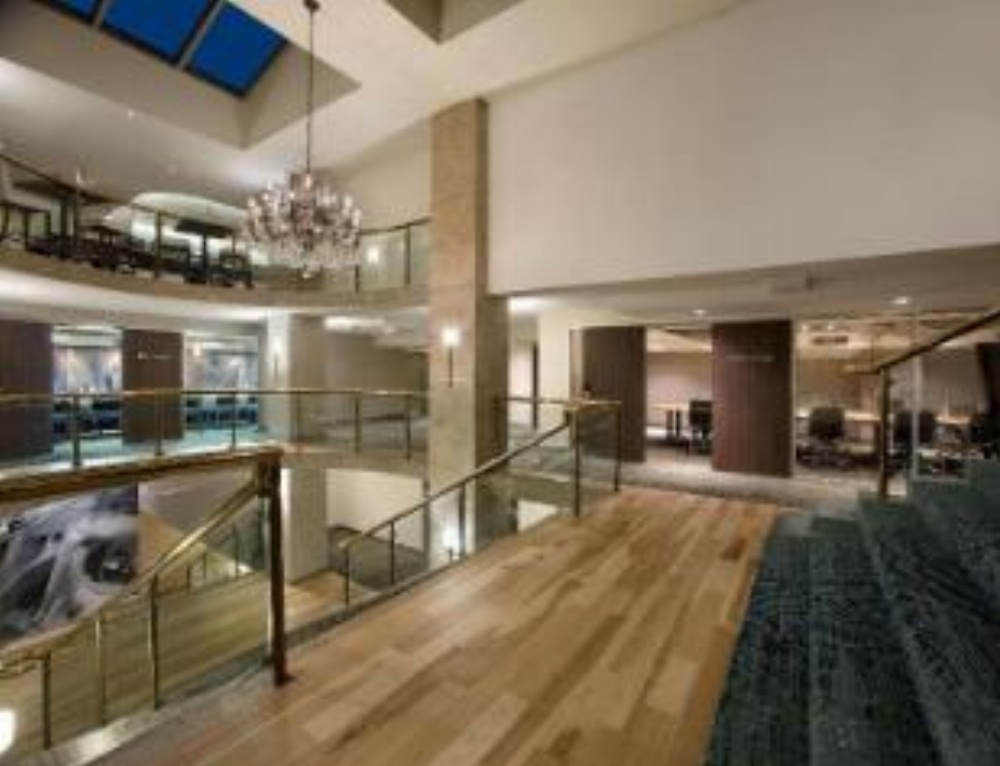 King Room with Fireplace - Non Smoking